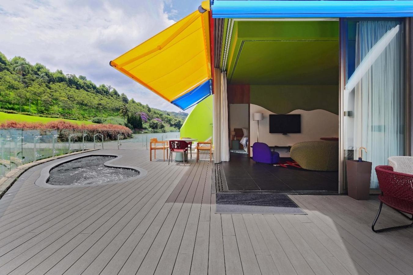 Unique Garden Hotel Mairipora Bilik gambar