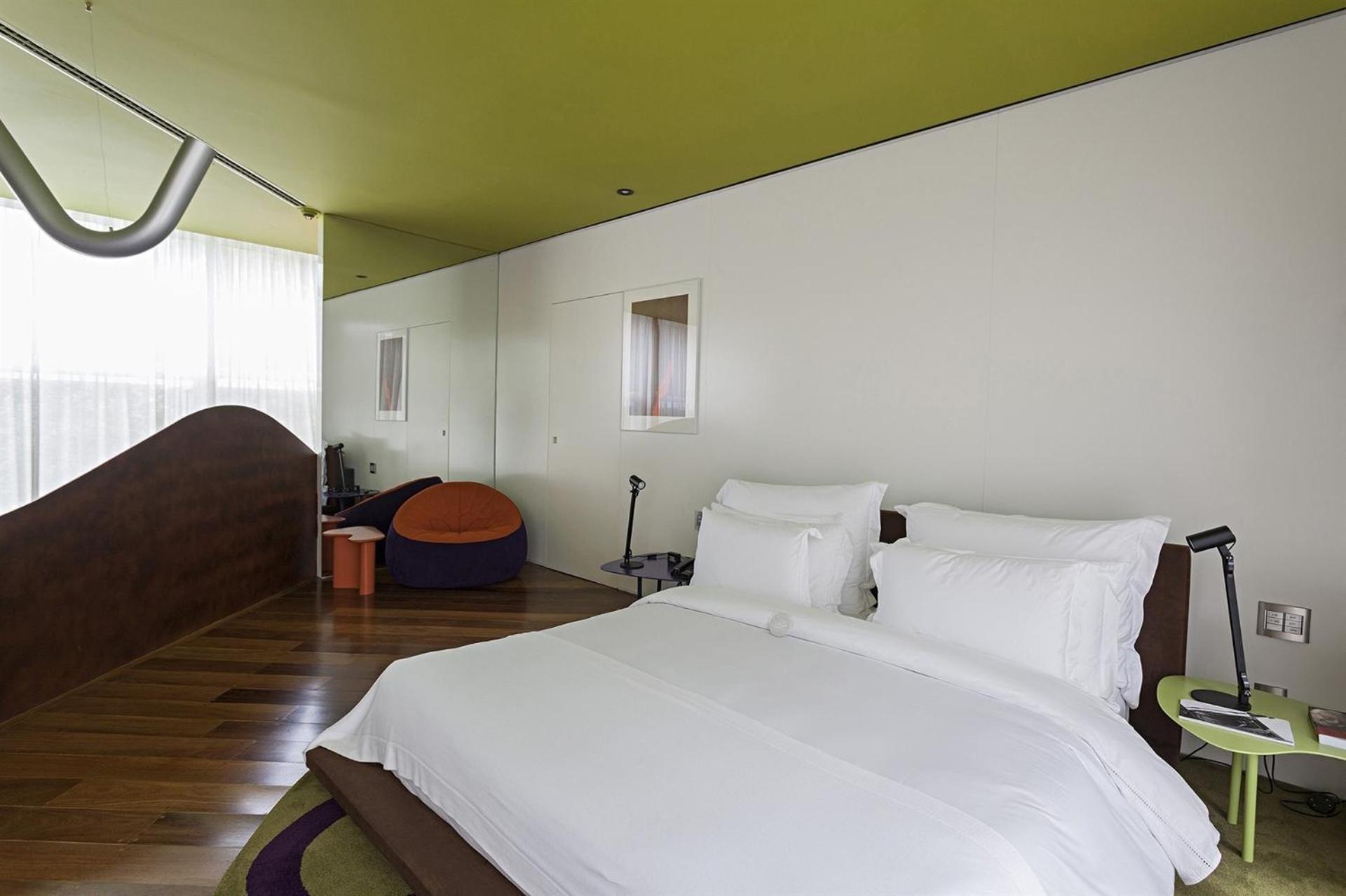 Unique Garden Hotel Mairipora Bilik gambar