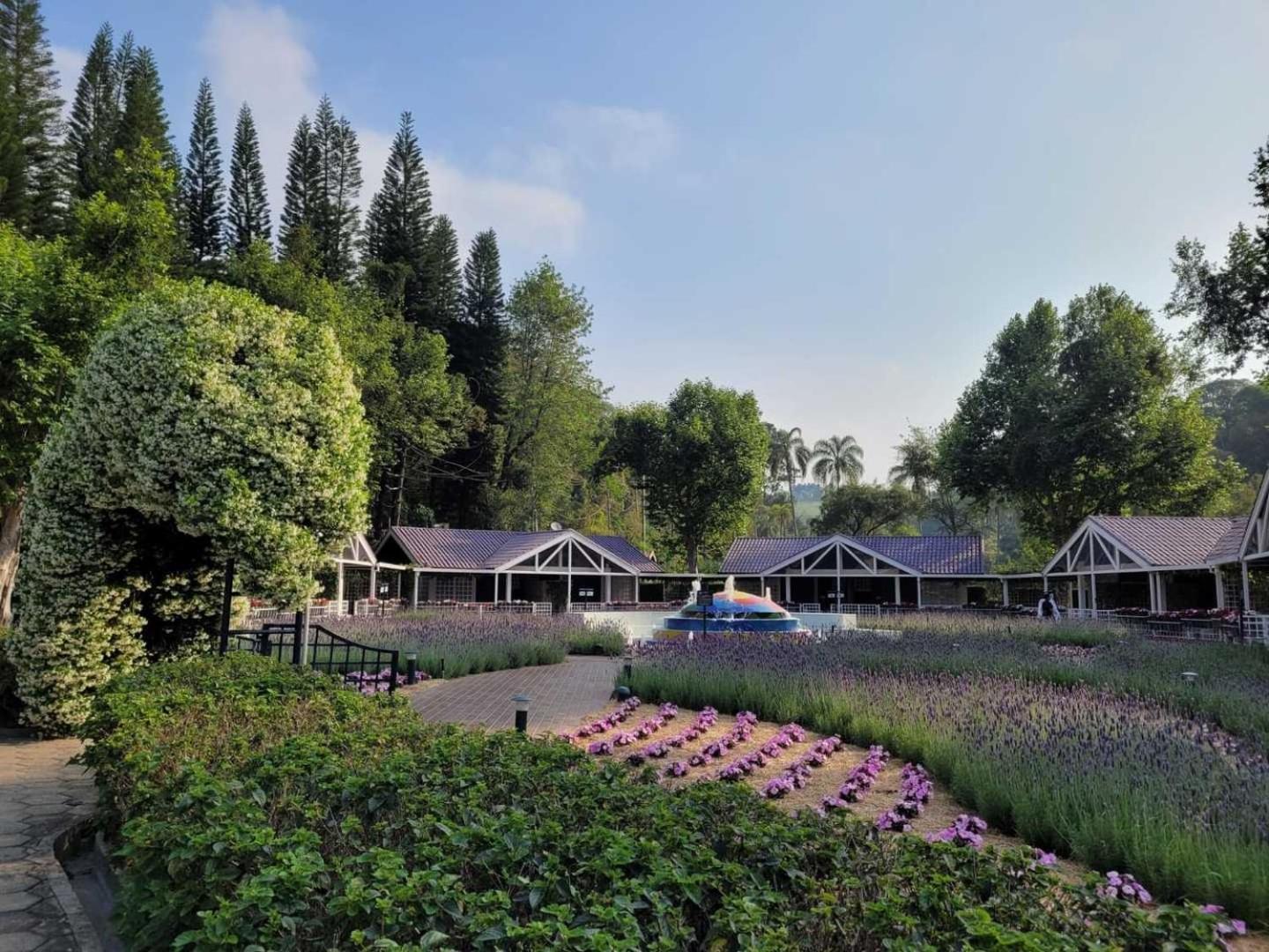 Unique Garden Hotel Mairipora Bilik gambar