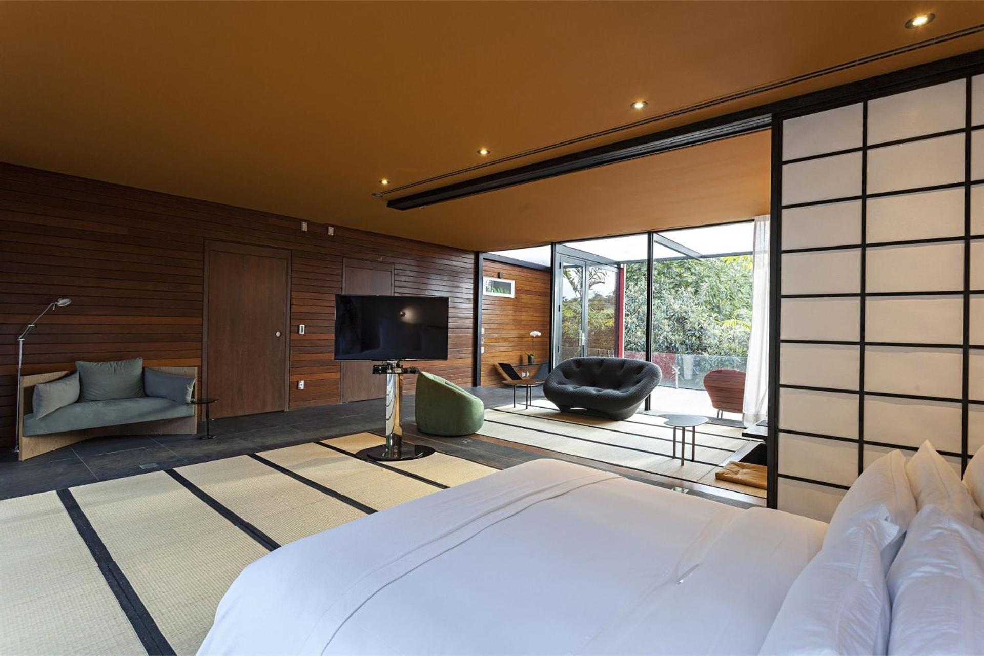 Unique Garden Hotel Mairipora Bilik gambar